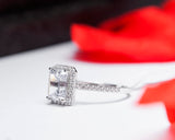 18Karat Gold Engagement Ring