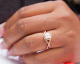 18Karat Gold Engagement Ring