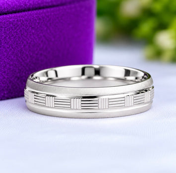 Everette 18Karat White Gold Wedding Band