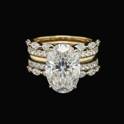 Willow Oval 10Karat Yellow Gold Moissanite 2 in 1 Ring