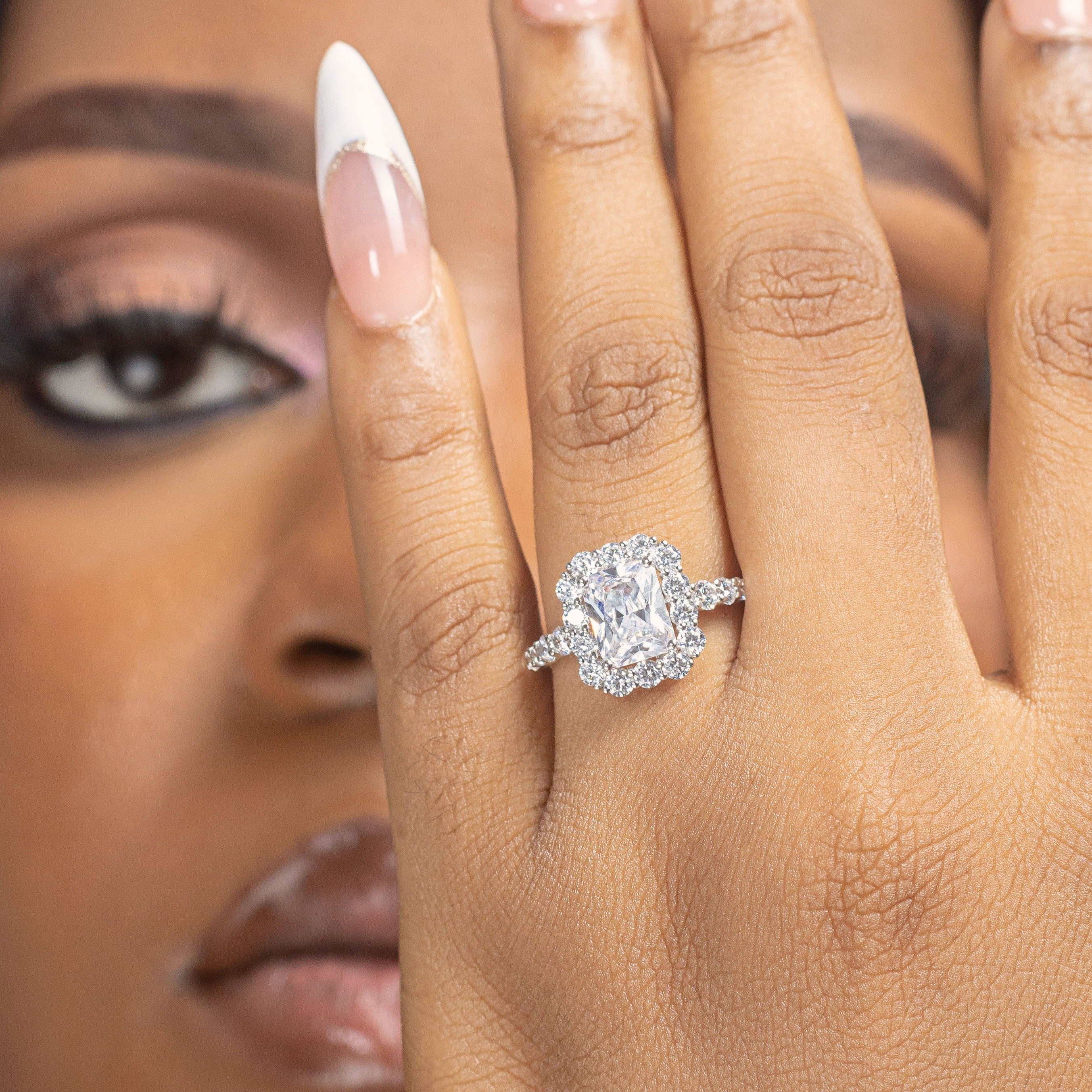 Zinnia 18Karat White Gold Engagement Ring – Saint Tracy