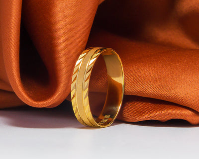 10Karat Gold Wedding Band