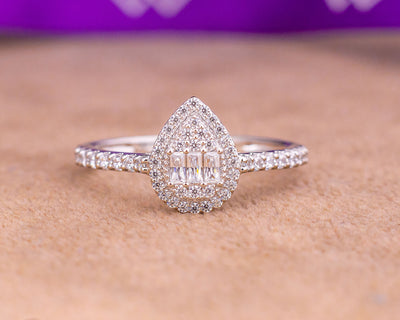 Brenda Pear 18Karat White Gold Engagement Ring