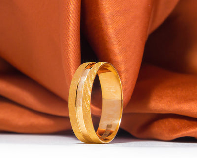 10Karat Gold Wedding Band