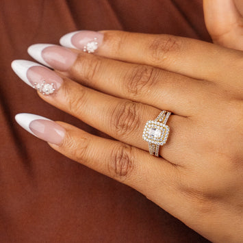ENGAGEMENT RING