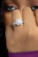 Etoro 18Karat White Gold Engagement Ring/ Ghana