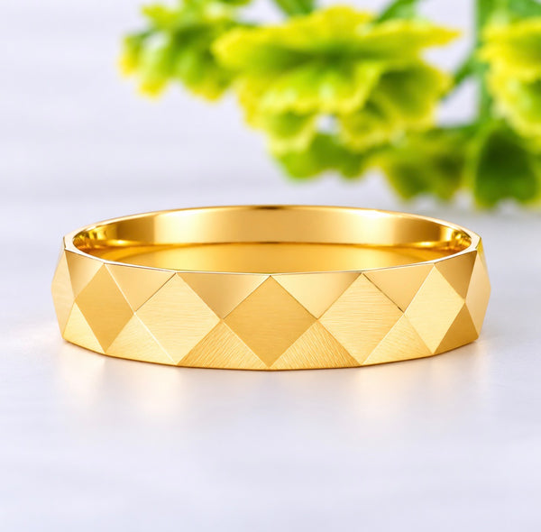 Calvin 18Karat Yellow Gold Wedding Band