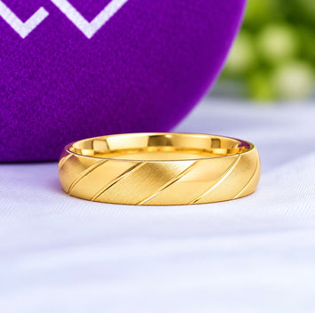 Logan 18Karat Yellow Gold Wedding Band