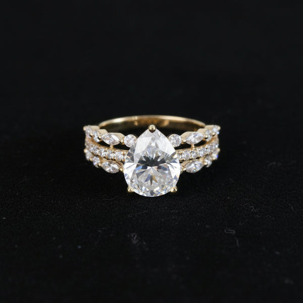 Lizzie Pear 18Karat Yellow Gold Moissanite Engagement Ring