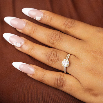 Tayo 18Karat Yellow Gold Engagement Ring