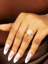 Etoro 18Karat Yellow Gold Engagement Ring