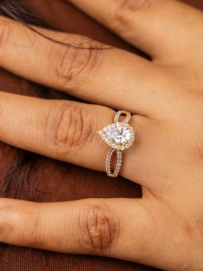Gianna 18Karat Yellow Gold Engagement Ring