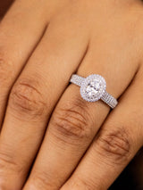 Zinnia Oval 18Karat White Gold Engagement Ring
