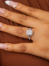 Farah Emerald 18Karat White Gold Engagement Ring