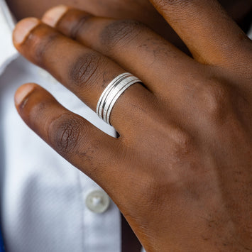 Vincent 18Karat White Gold Wedding Band