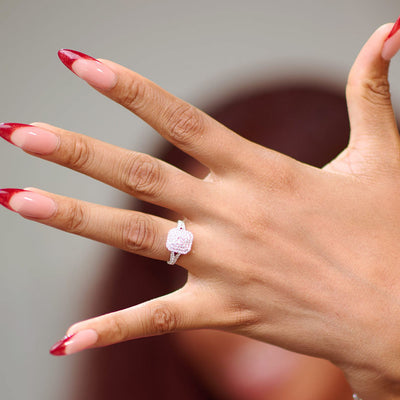 Leena Emerald 18Karat White Gold VS Diamond Engagement Ring