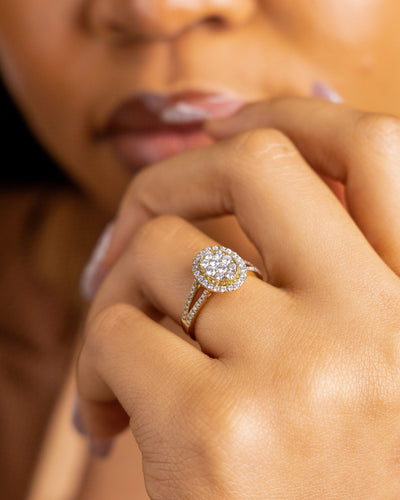 Linda 18Karat Yellow Gold SI Diamond Engagement Ring