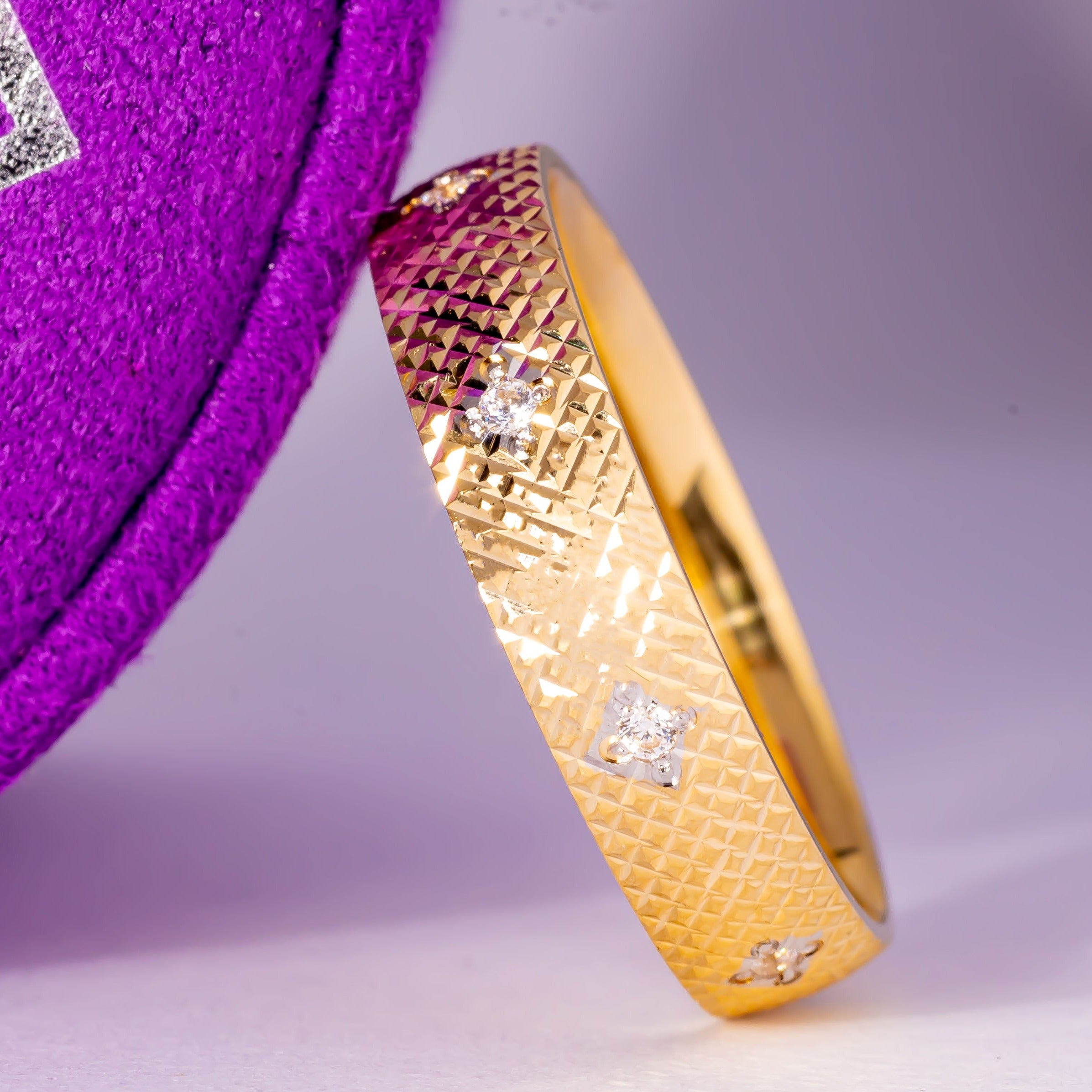 Luis 18Karat Yellow Gold Wedding Band Saint Tracy