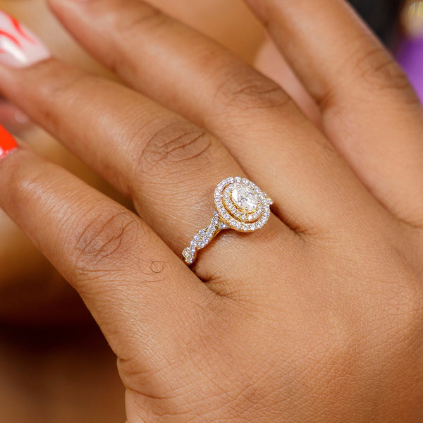 Moissanite/ Diamond Engagement Ring