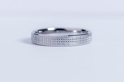 Reynolds 18Karat White Gold Wedding Band