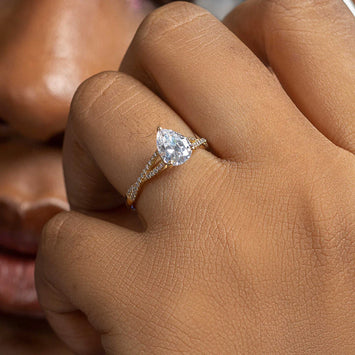 Sarah Pear 10Karat Yellow Gold Moissanite Engagement Ring