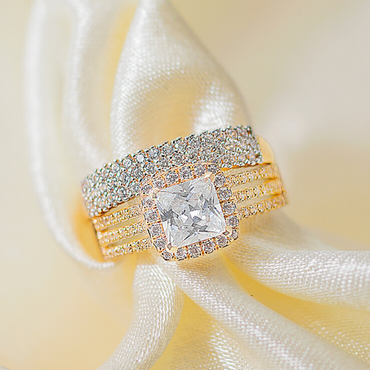 Luxury Diamond, 18Karat Gold & Silver Wedding And Engagement Rings – Saint  Tracy