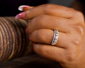 Wilma 18Karat White Gold Wedding Band