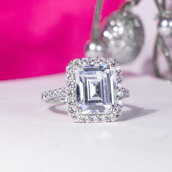 Zara Emerald 18Karat White Gold Engagement Ring