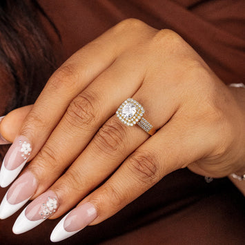 ZINNIA ENGAGEMENT RING