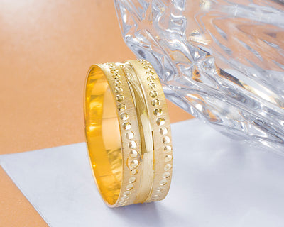 18Karat Gold Wedding band