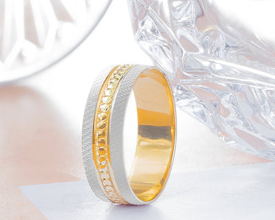 18Karat Gold Wedding Band