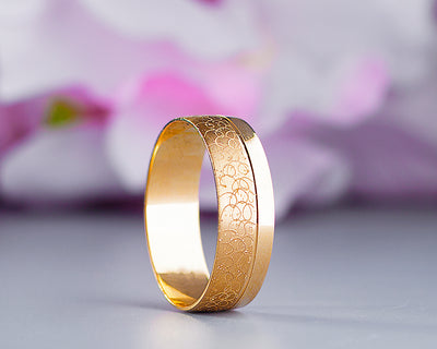 18Karat Gold Wedding Band