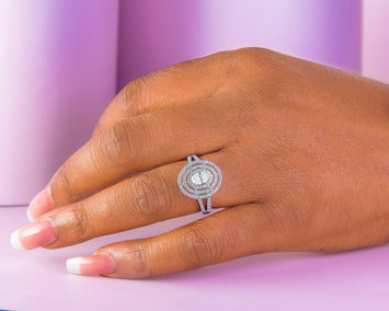 Violet Oval 18Karat White Gold Moissanite Engagement Ring