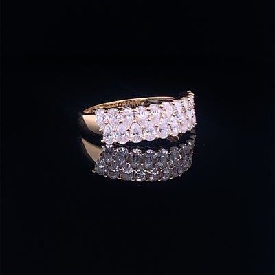 Ify 18Karat Yellow Gold Moissanite Wedding Band